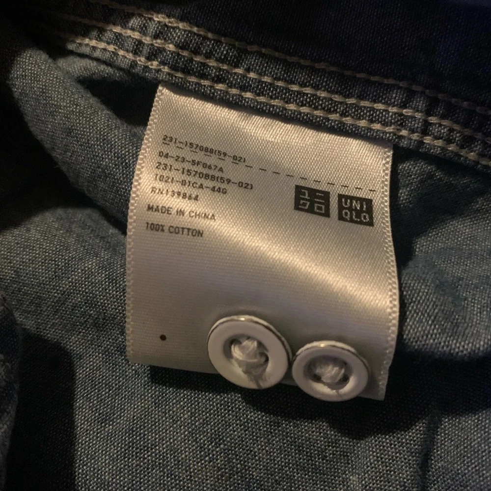 NWOT Uniqlo XS denim button down shirt with stripe print inside cuffs and back - Picture 4 of 6